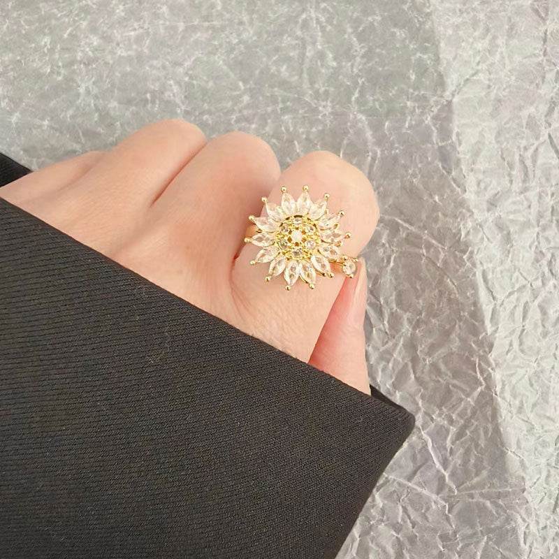 Buy Center S925 Sterling Silver Ring for Women - Adjustable Daisy Design - Buy Center