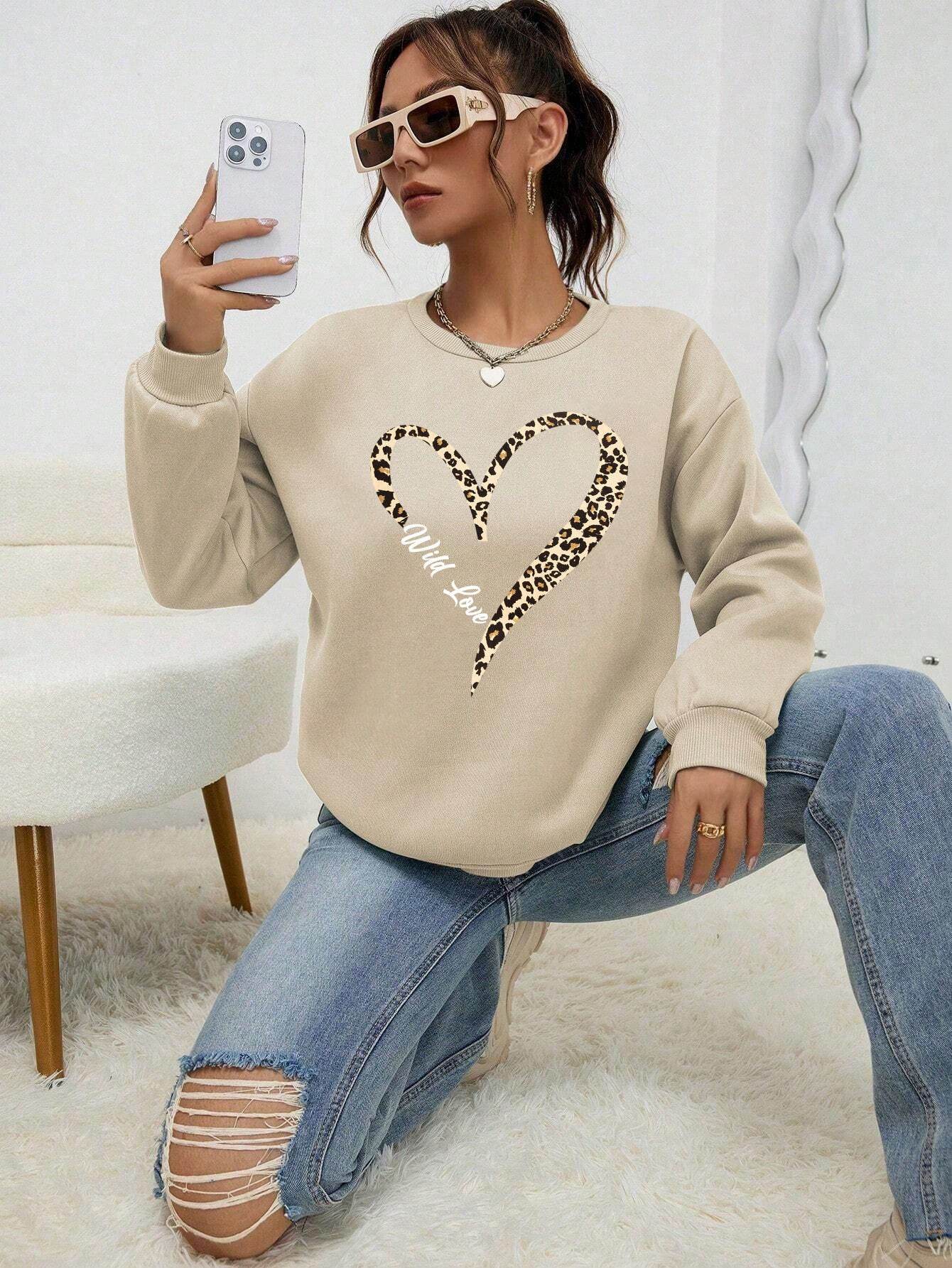 Leopard Wild Heart Pattern Sweatshirt Set - Trendy Pullover for Women - Buy Center