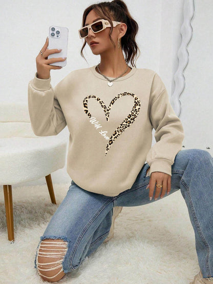Leopard Wild Heart Pattern Sweatshirt Set - Trendy Pullover for Women - Buy Center