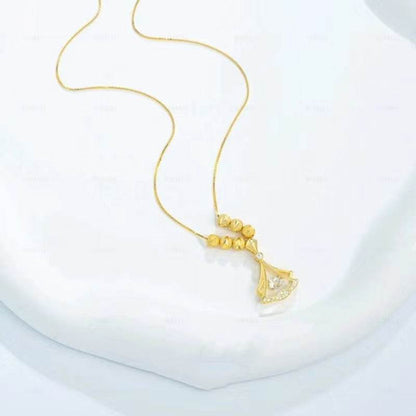 Small Skirt Ginkgo Leaf Necklace - Stylish Copper Pendant for Women - Buy Center