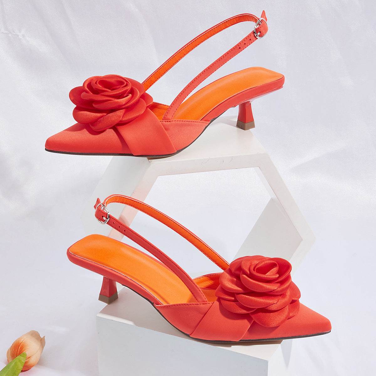 Elegant Three-Dimensional Flower Kitten Heel Pumps - Stylish Women's Shoes - Buy Center