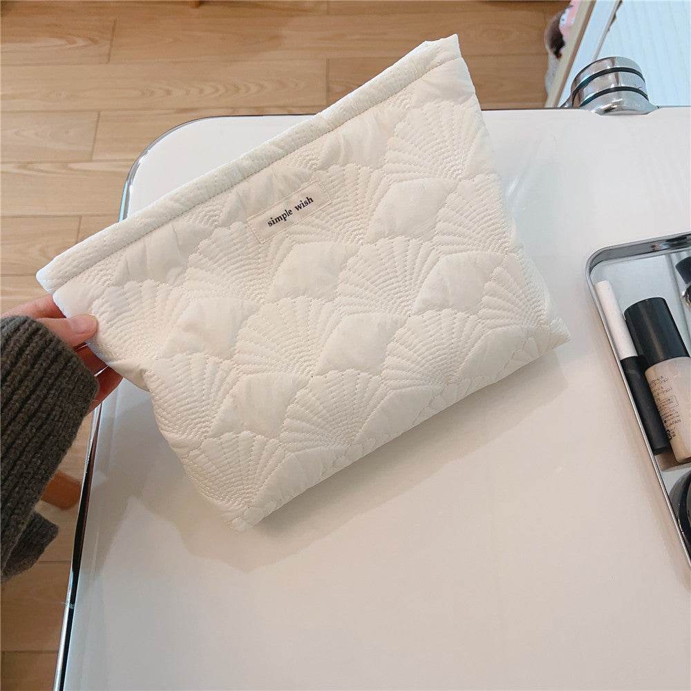 Women's Quilted Handbag - Soft Cotton Cosmetic Bag for Daily Use - Buy Center