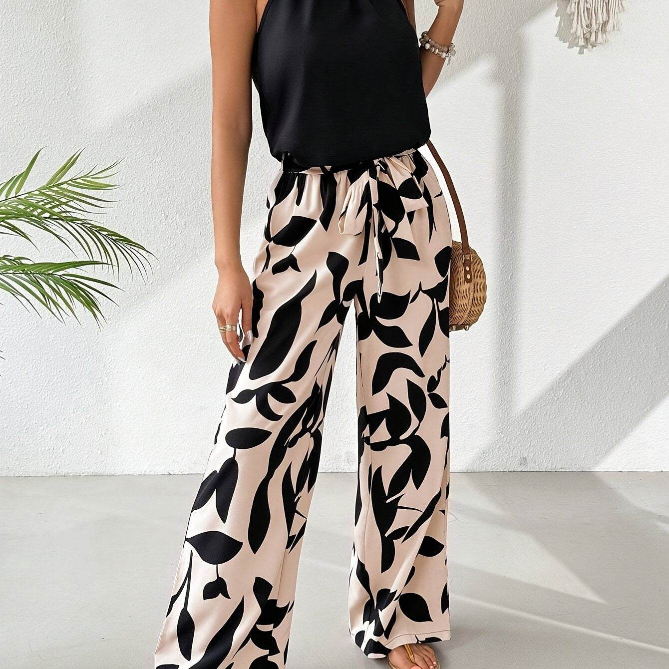 Elegant Black Halter Neck Top - Lace-up Detail for Spring/Summer - Buy Center