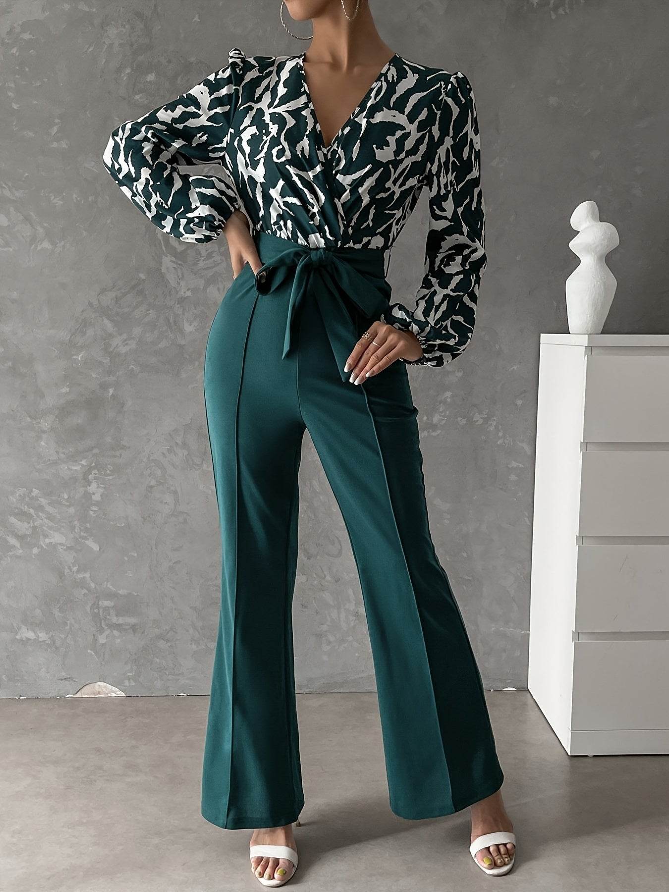 Women's V-Neck Fashion Print Top and Flared Pants Set - Fall Style - Buy Center