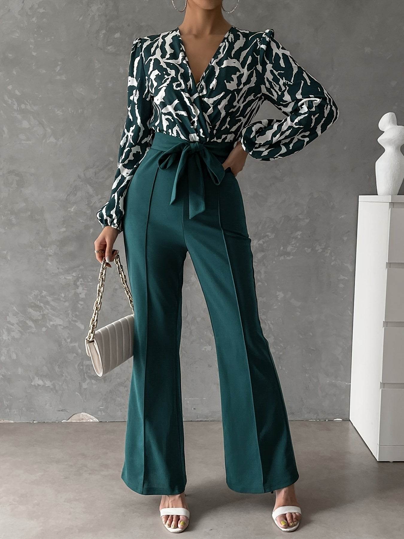 Women's V-Neck Fashion Print Top and Flared Pants Set - Fall Style - Buy Center