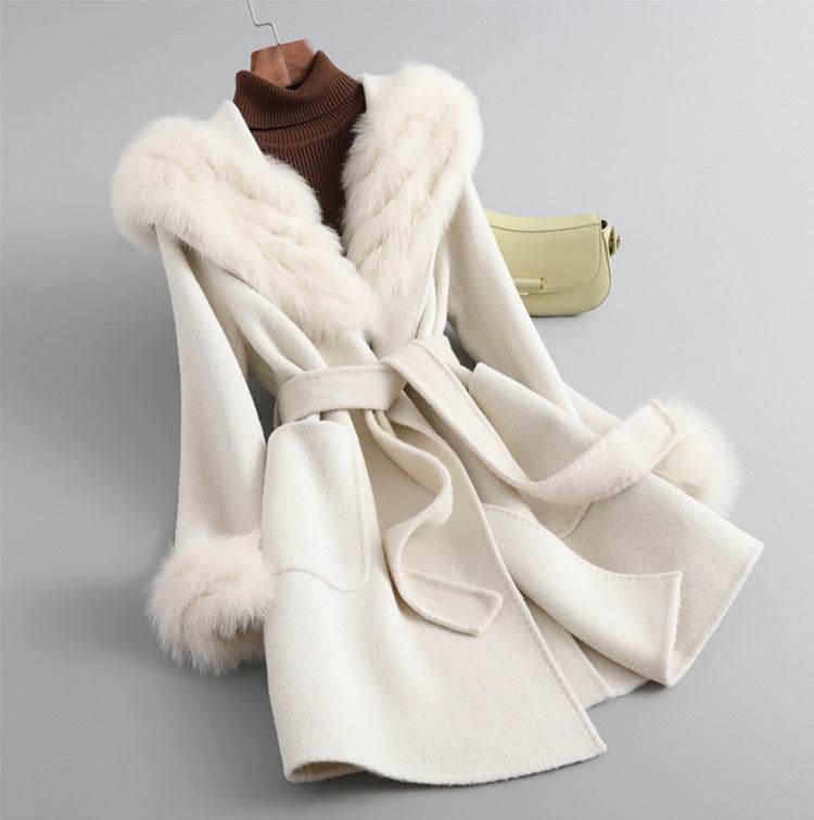 Buycenter Women's Slim Fit Sheepskin Coat - Perfect for Autumn & Winter - Buy Center
