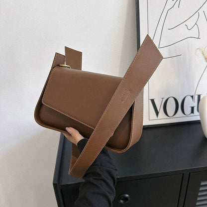 Trendy Small Square Messenger Bag - Stylish PU Crossbody for Fashion Lovers - Buy Center