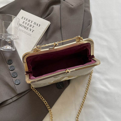 Buycenter Embroidered Han Chinese Crossbody Bag - Stylish Shell Shape - Buy Center