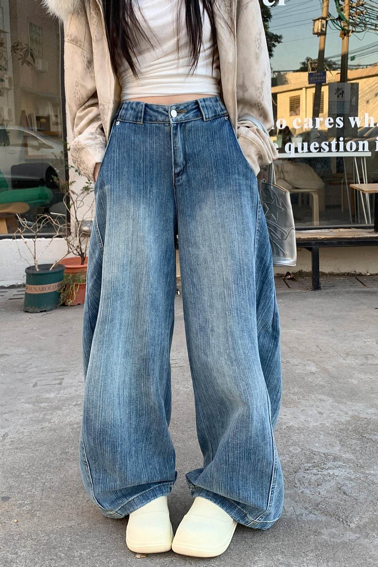Trendy Washed Distressed Machete Jeans for Women - High-Waisted Style - Buy Center