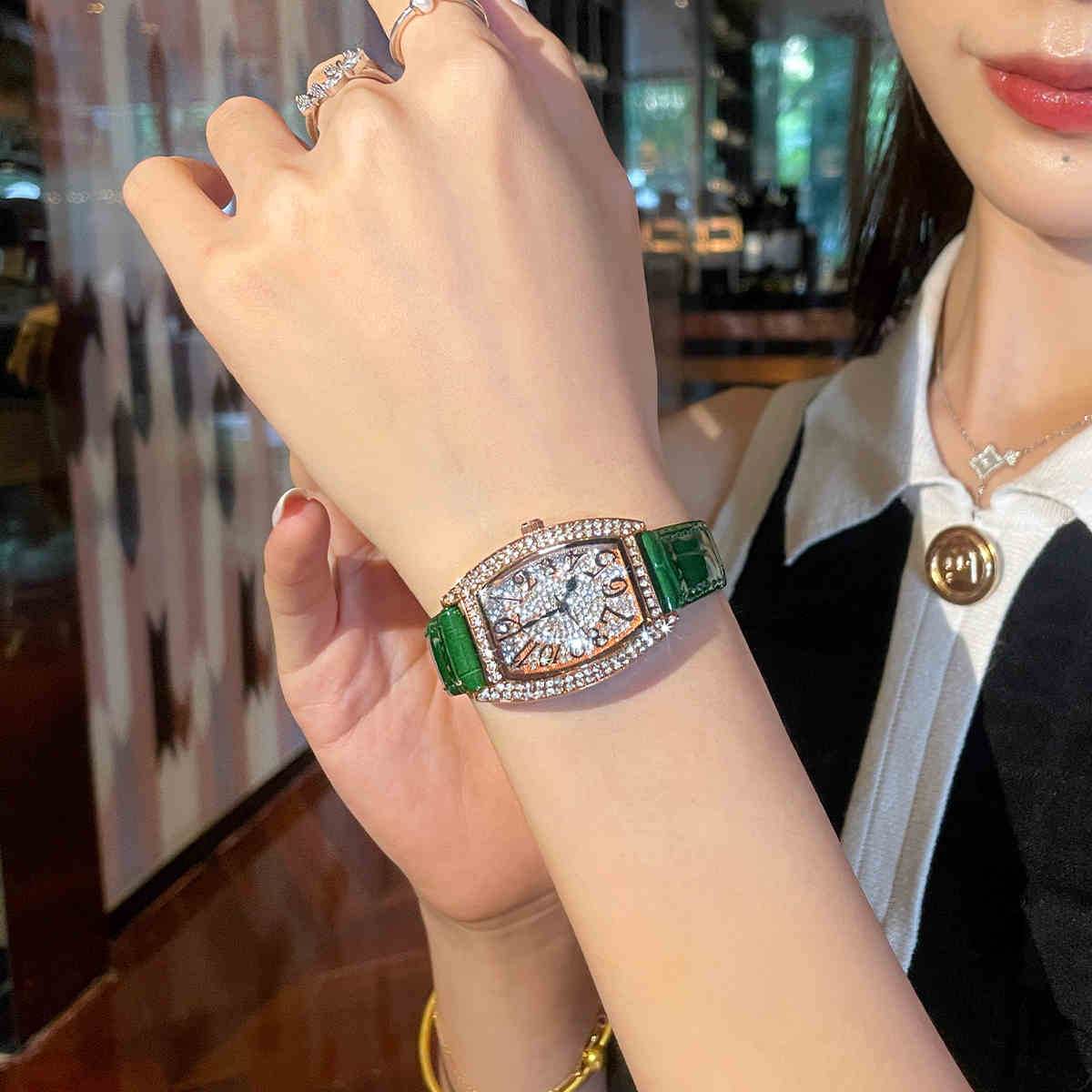 Fashion Starry Red Belt Women's Watch - Stylish, Waterproof Dress Timepiece - Buy Center