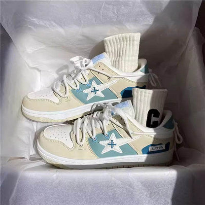 Women's Casual White Sneakers - Comfortable Vulcanize Shoes for Everyday Style - Buy Center