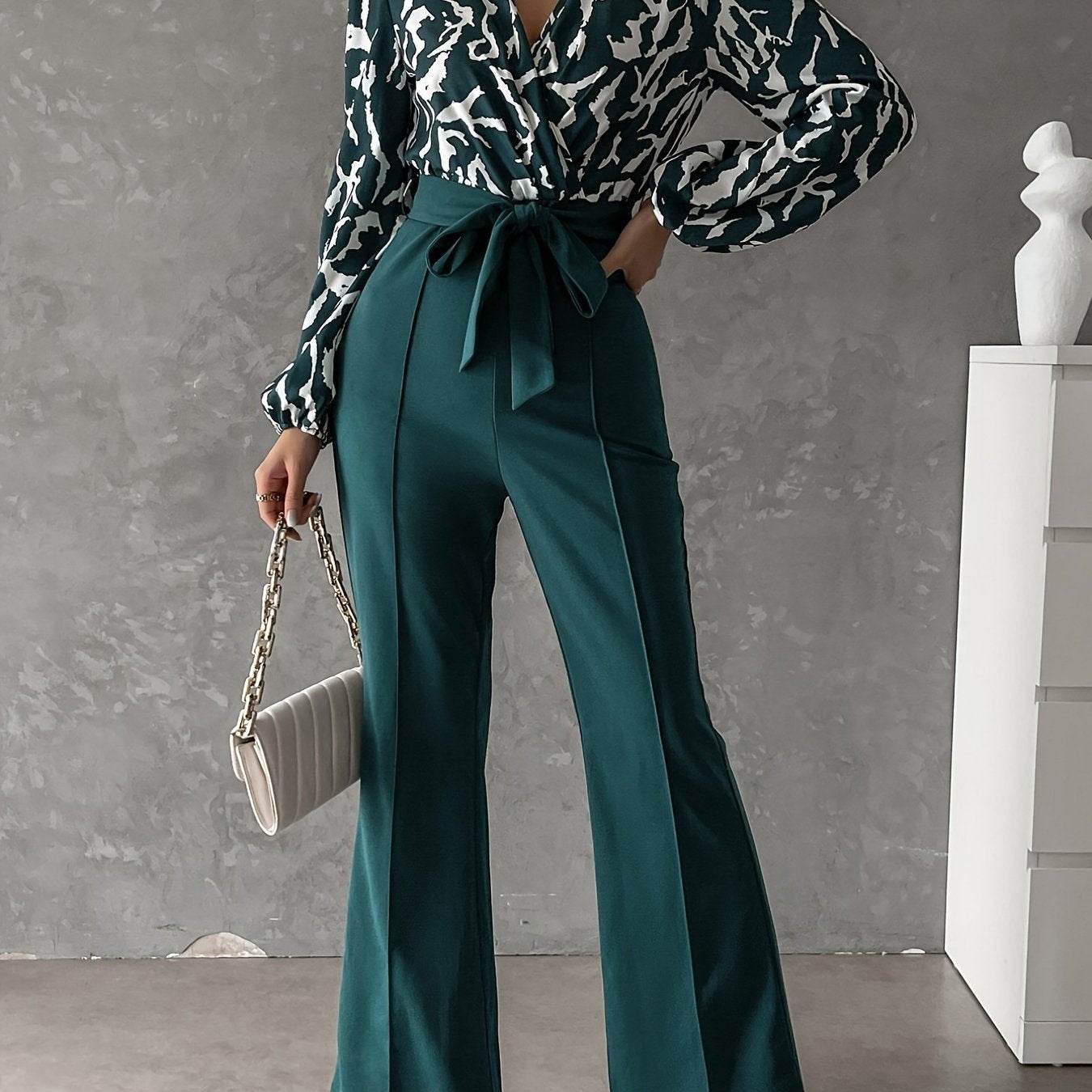 Women's V-Neck Fashion Print Top and Flared Pants Set - Fall Style - Buy Center
