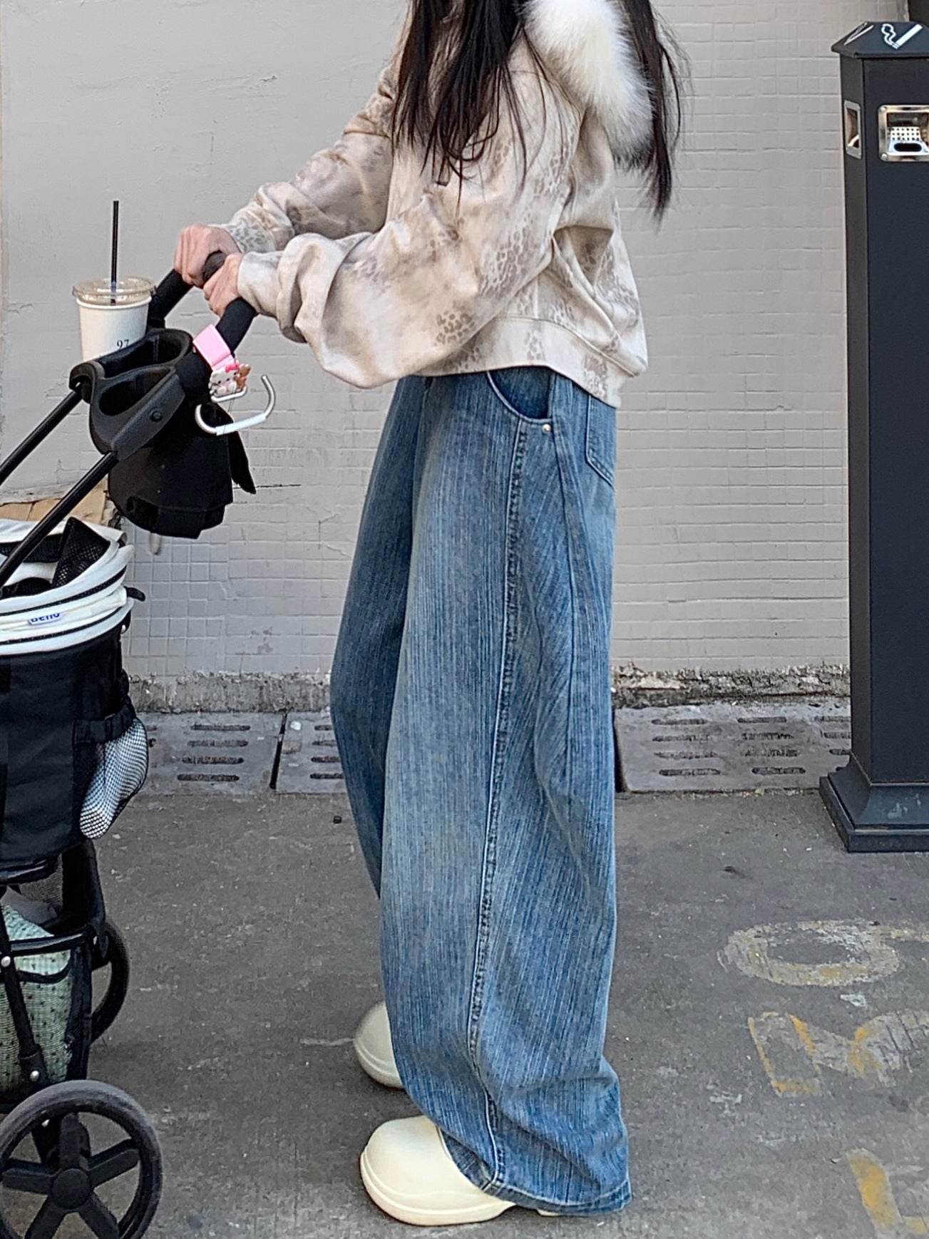 Trendy Washed Distressed Machete Jeans for Women - High-Waisted Style - Buy Center