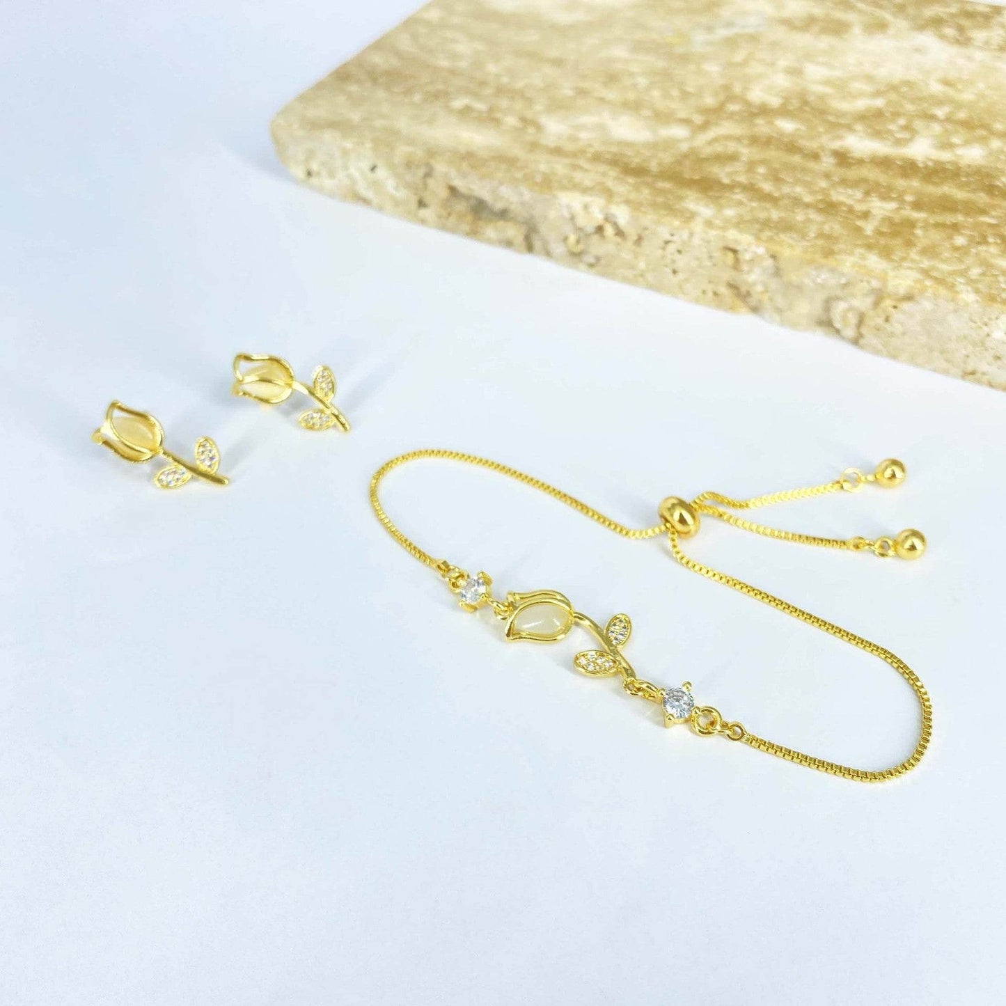 Buy Center Elegant Tulip Necklace Set - Fashion Jewelry for All - Buy Center