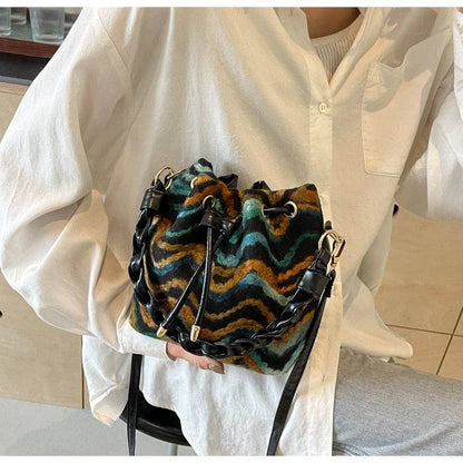 Buycenter High-Grade Shoulder Bag - Stylish, All-Matching Bucket Design - Buy Center