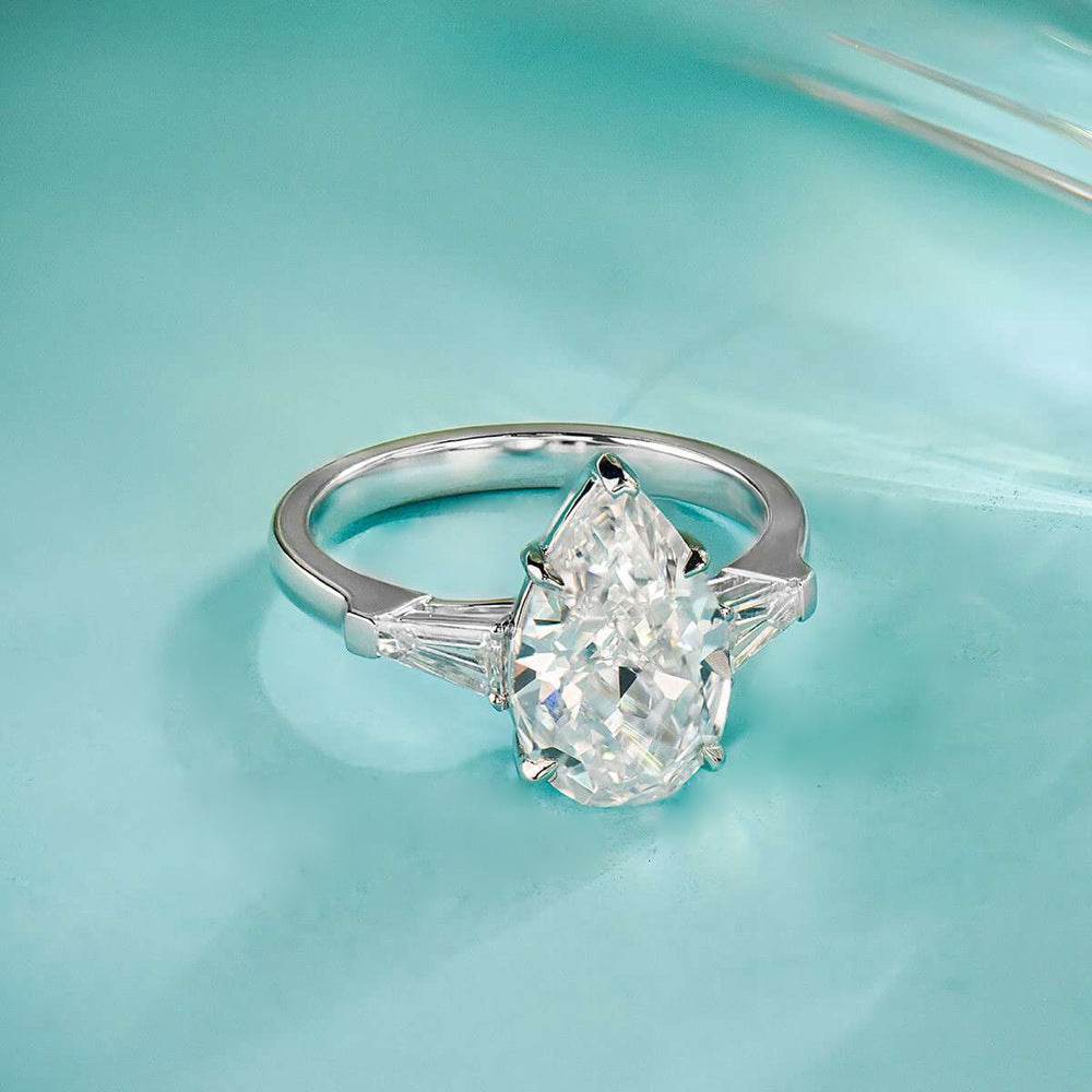 Buycenter S925 Sterling Silver Ring - Women's Elegant Platinum Plated Design - Buy Center