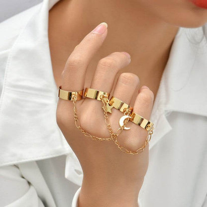 Buy Center Creative Finger Love Chain Bracelet - Elegant Gold Designs - Buy Center