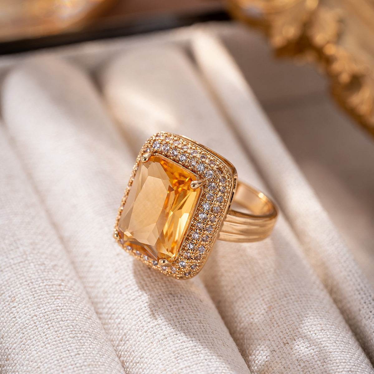 Buycenter Square Zircon Yellow Diamond Ring - Elegant Women's Jewelry - Buy Center