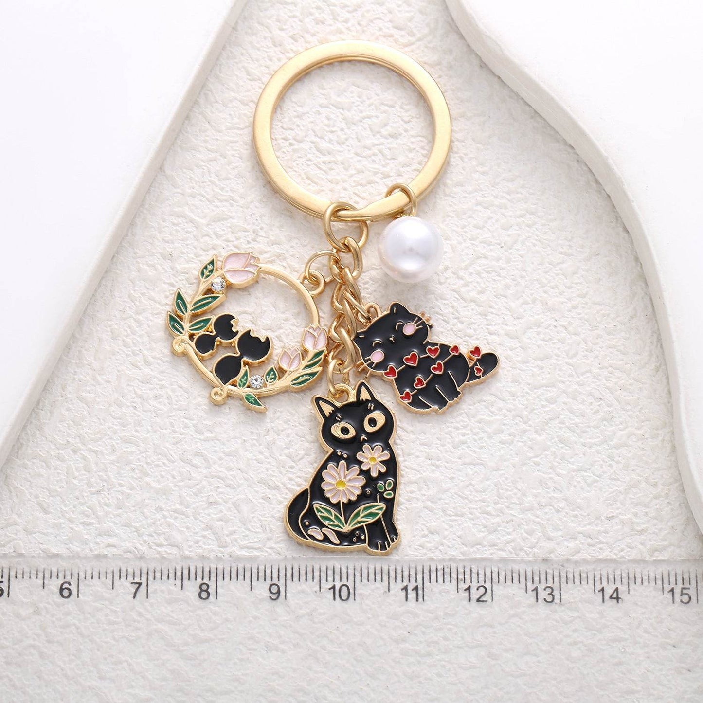 Cute Black Cat Wreath Pearl Keychain - Stylish Pendant for Cat Lovers - Buy Center