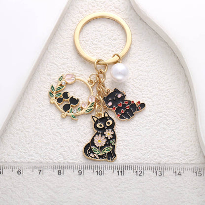 Cute Black Cat Wreath Pearl Keychain - Stylish Pendant for Cat Lovers - Buy Center