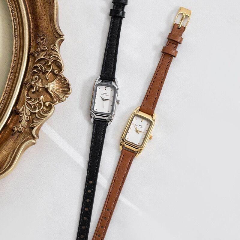 Women's Retro Square Belt Watch - Stylish Leather Strap for Modern Elegance - Buy Center