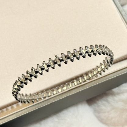Versatile S925 Sterling Silver Rivet Bracelet - Elegant Mesh Design & Glossy Finish - Buy Center