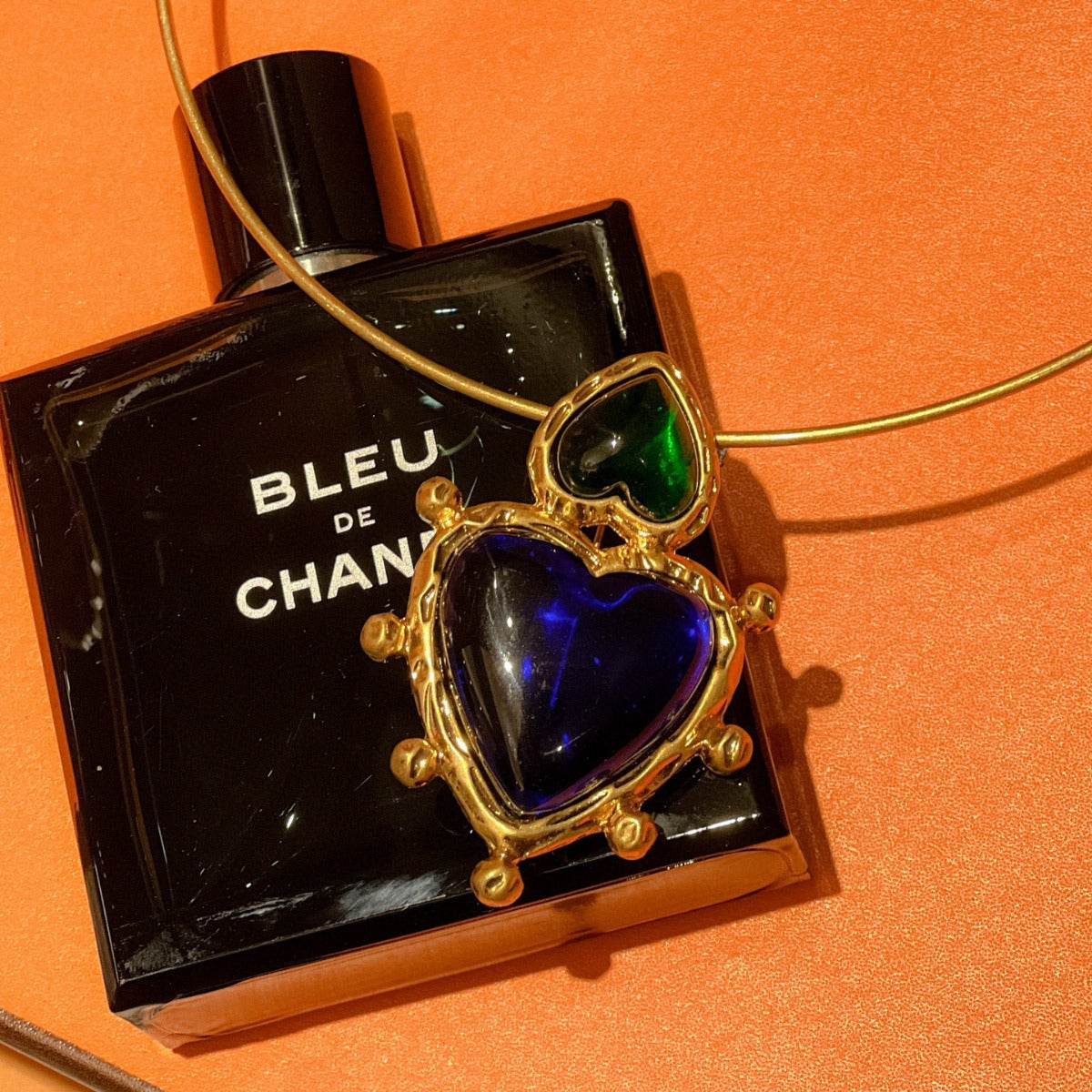 Buycenter Bottle Green Heart Vintage Ear Clips - High-Grade Fashion Jewelry - Buy Center