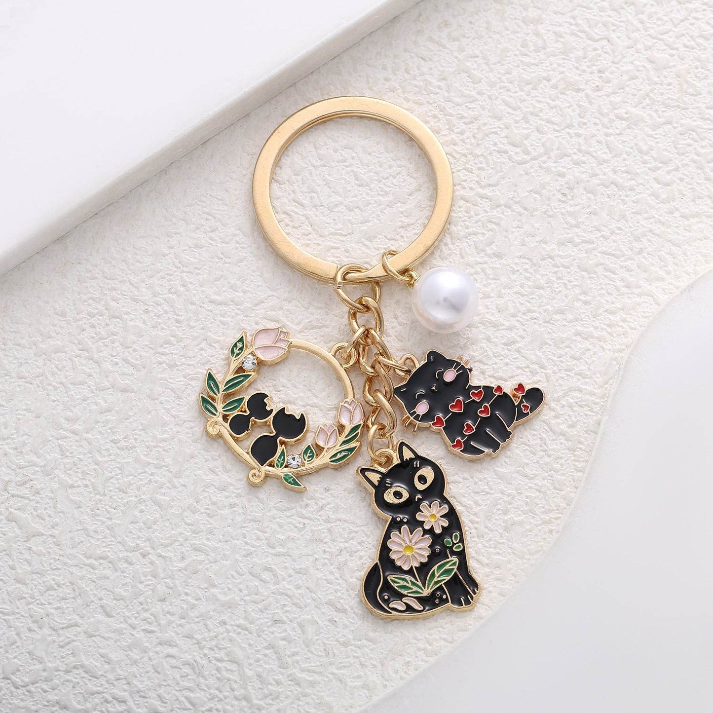 Cute Black Cat Wreath Pearl Keychain - Stylish Pendant for Cat Lovers - Buy Center