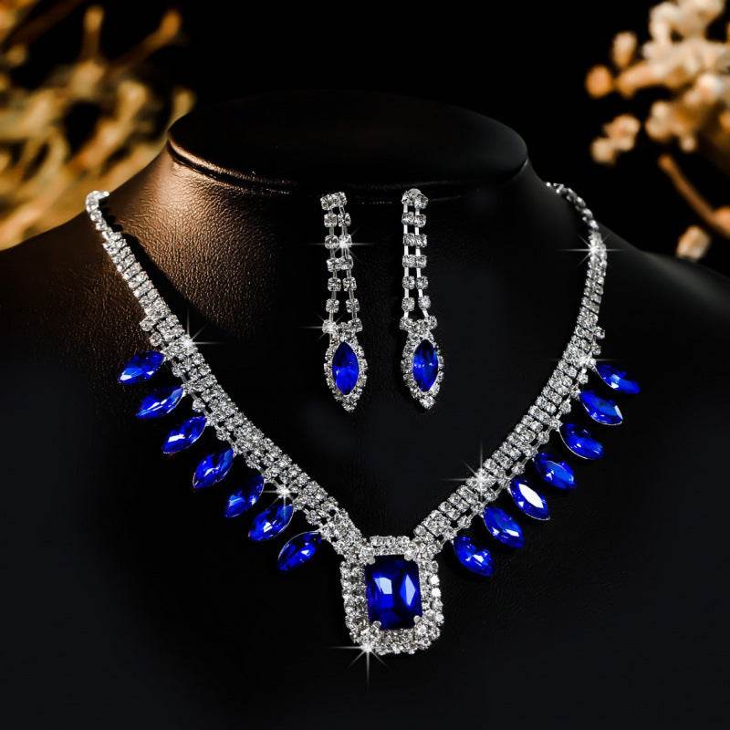 Elegant K-Gold Necklace Set - Stunning Rhinestone Pendant & Earrings - Buy Center