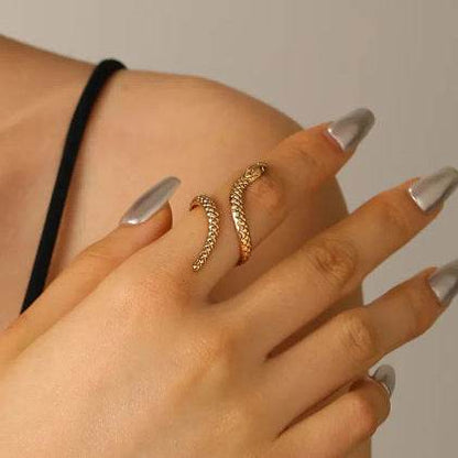 Buycenter Snake-Shaped Fashion Ring - Personalized Women's Jewelry - Buy Center