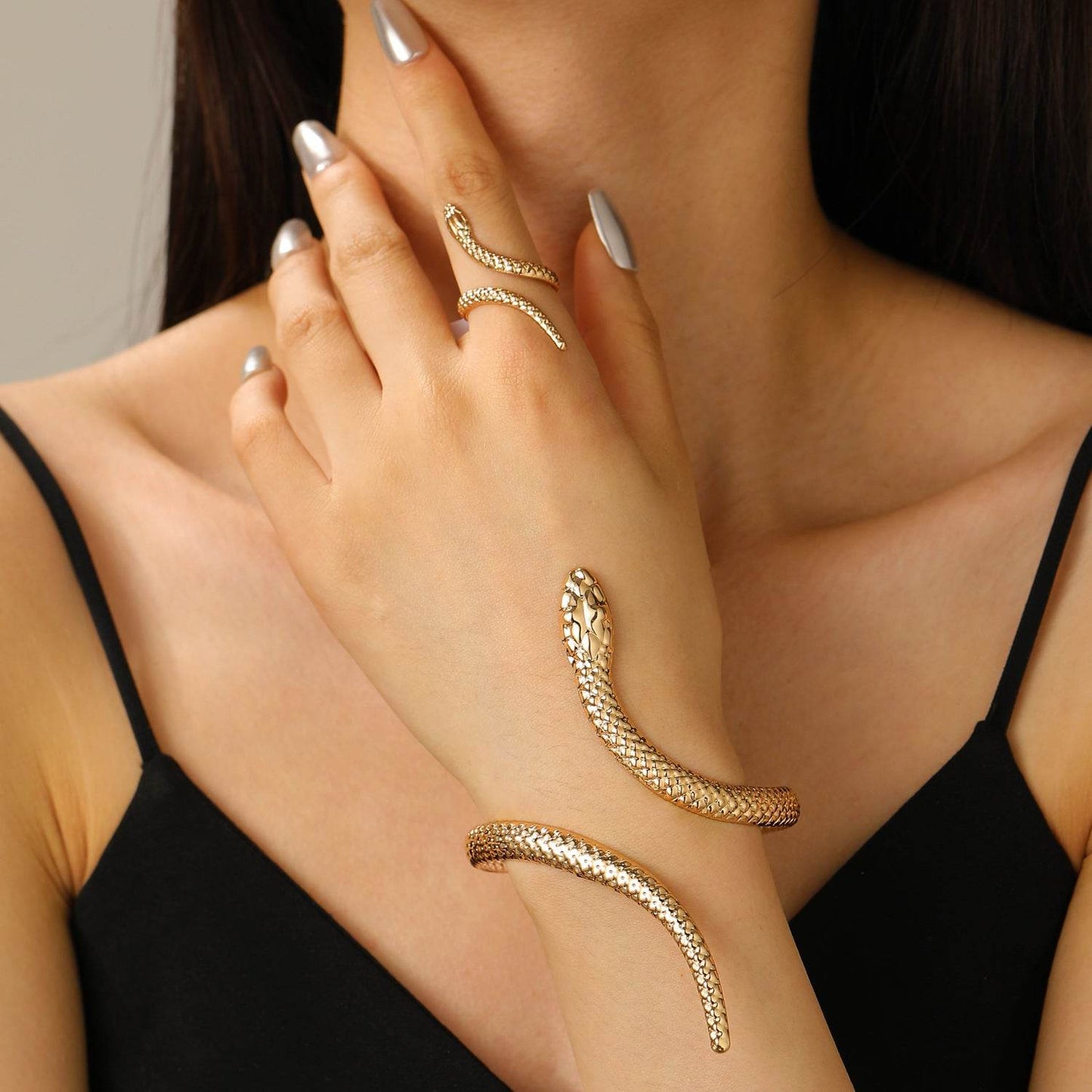 Buycenter Snake-Shaped Fashion Ring - Personalized Women's Jewelry - Buy Center