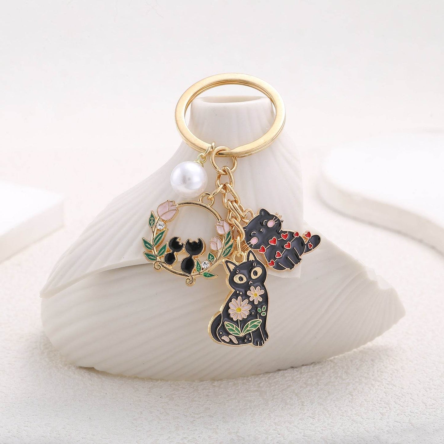 Cute Black Cat Wreath Pearl Keychain - Stylish Pendant for Cat Lovers - Buy Center