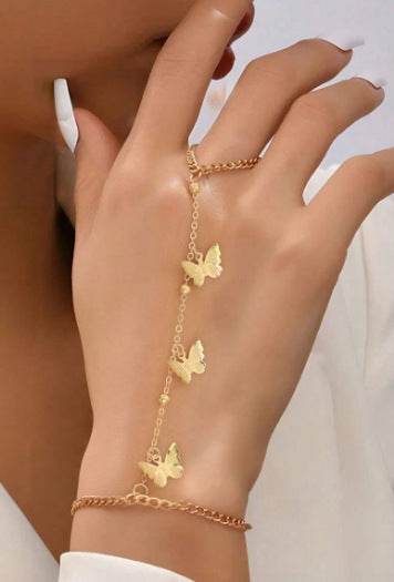 Buy Center Creative Finger Love Chain Bracelet - Elegant Gold Designs - Buy Center