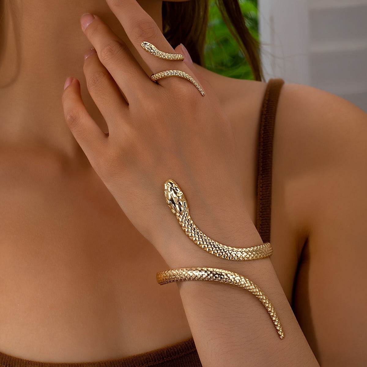 Buycenter Snake-Shaped Fashion Ring - Personalized Women's Jewelry - Buy Center