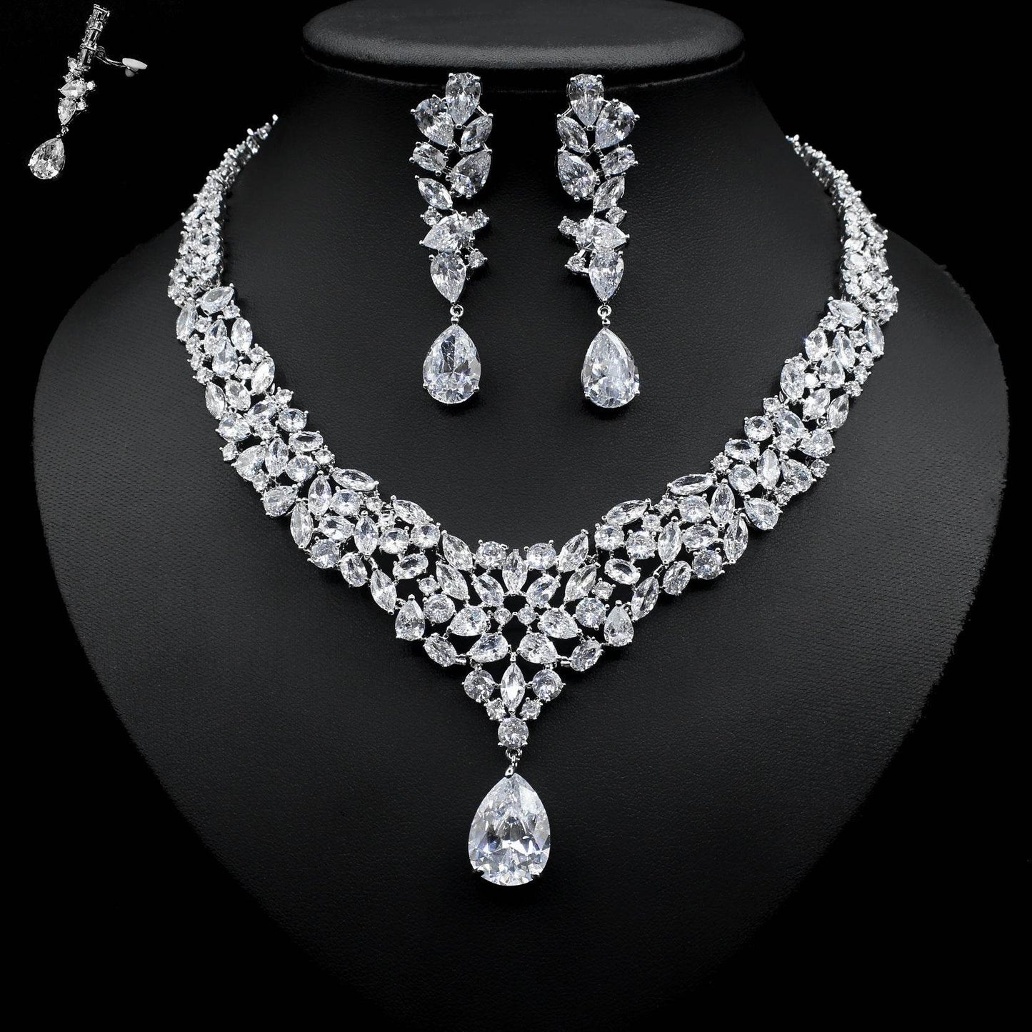 Buycenter Bridal Zircon Necklace & Earrings Set - Love Heart Design - Buy Center