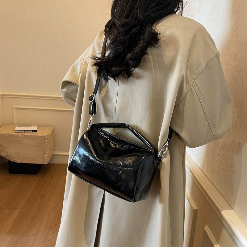 Minority Fashion Large Capacity Shoulder Bag - Stylish PU Crossbody - Buy Center