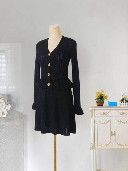 Niche V-Neck Knitted Midi Dress - High Waist A-Line for Elegant Style - Buy Center