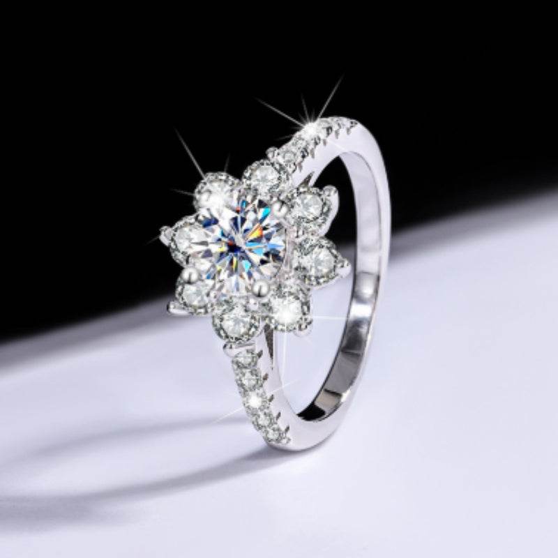Buycenter 925 Sterling Silver Moissanite Flower Ring for Women - Elegant Design - Buy Center