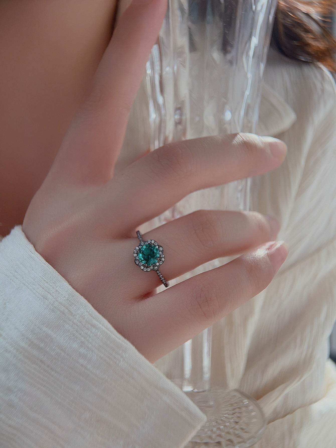 Buy Center Vintage S925 Silver Flower Ring - Black Gold Palaiba Stone - Buy Center