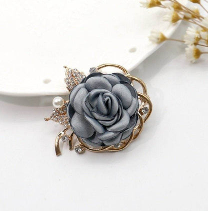 Elegant Fabric Roses Flower Brooch - Stylish Floral Accessory for 2025 - Buy Center