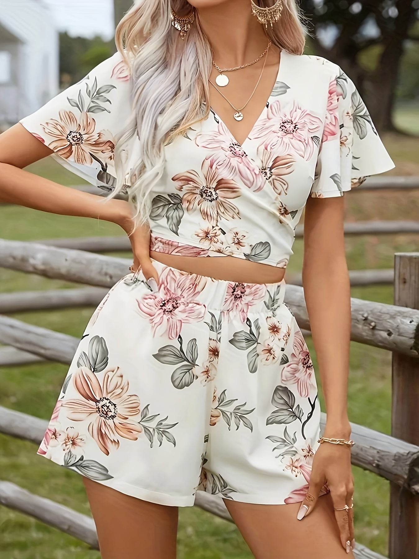 Women's Elegant White Floral Two-Piece Set - Crop Top & Shorts - Buy Center