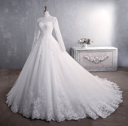 Elegant Lace Wedding Dress - Plus Sizes, Stand-up Collar & Long Sleeves - Buy Center
