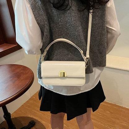 Stylish Women's Retro Shoulder Bag - Versatile Fashion Crossbody Accessory - Buy Center