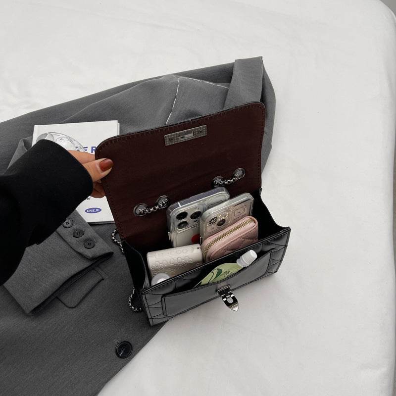 Fashion Messenger Bag for Women - Trendy Chain Lock Shoulder Bag 2025 - Buy Center