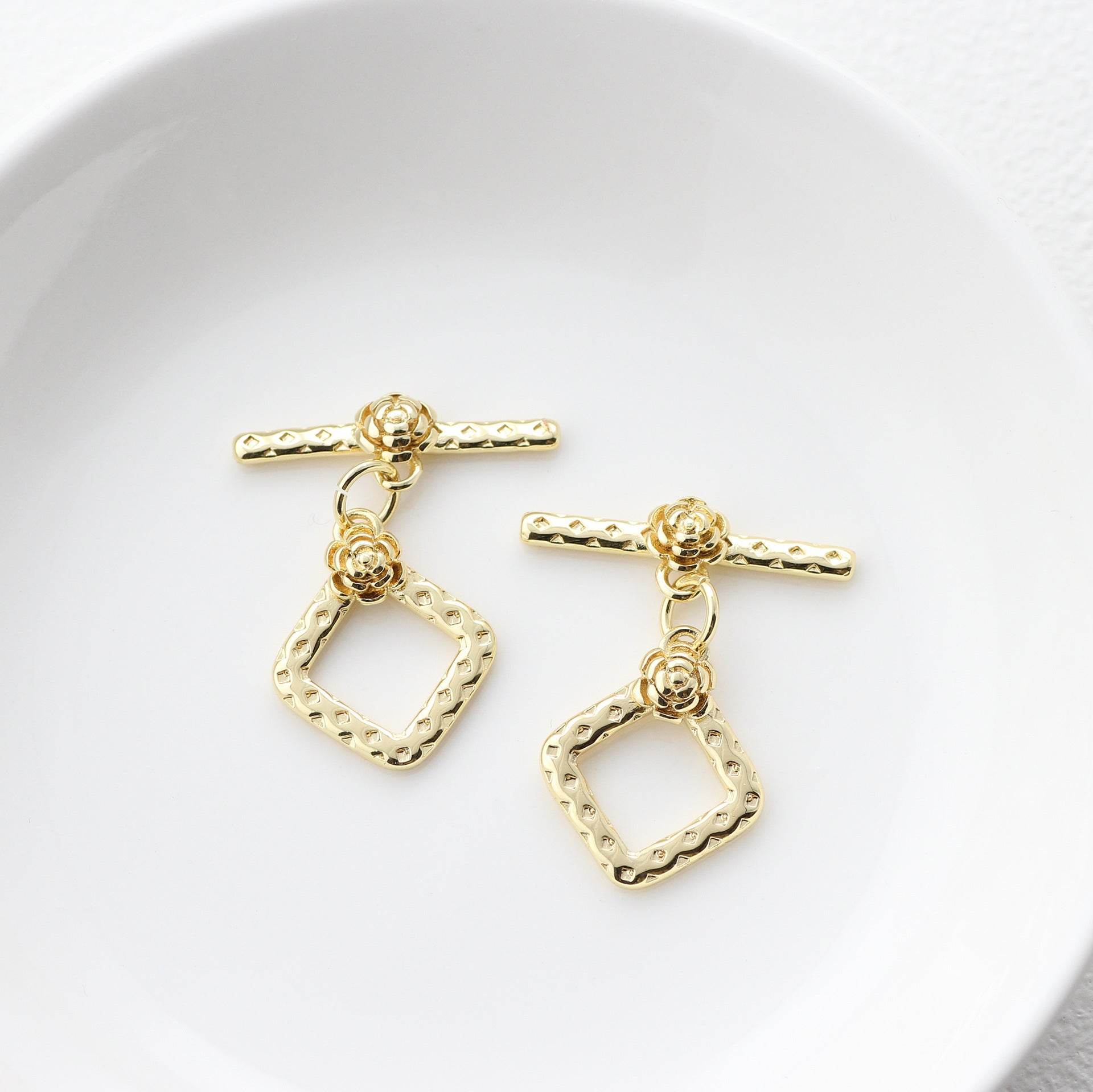 Real Gold Flower Bracelet - 18K Gold-Plated Elegant Jewelry for All Occasions - Buy Center