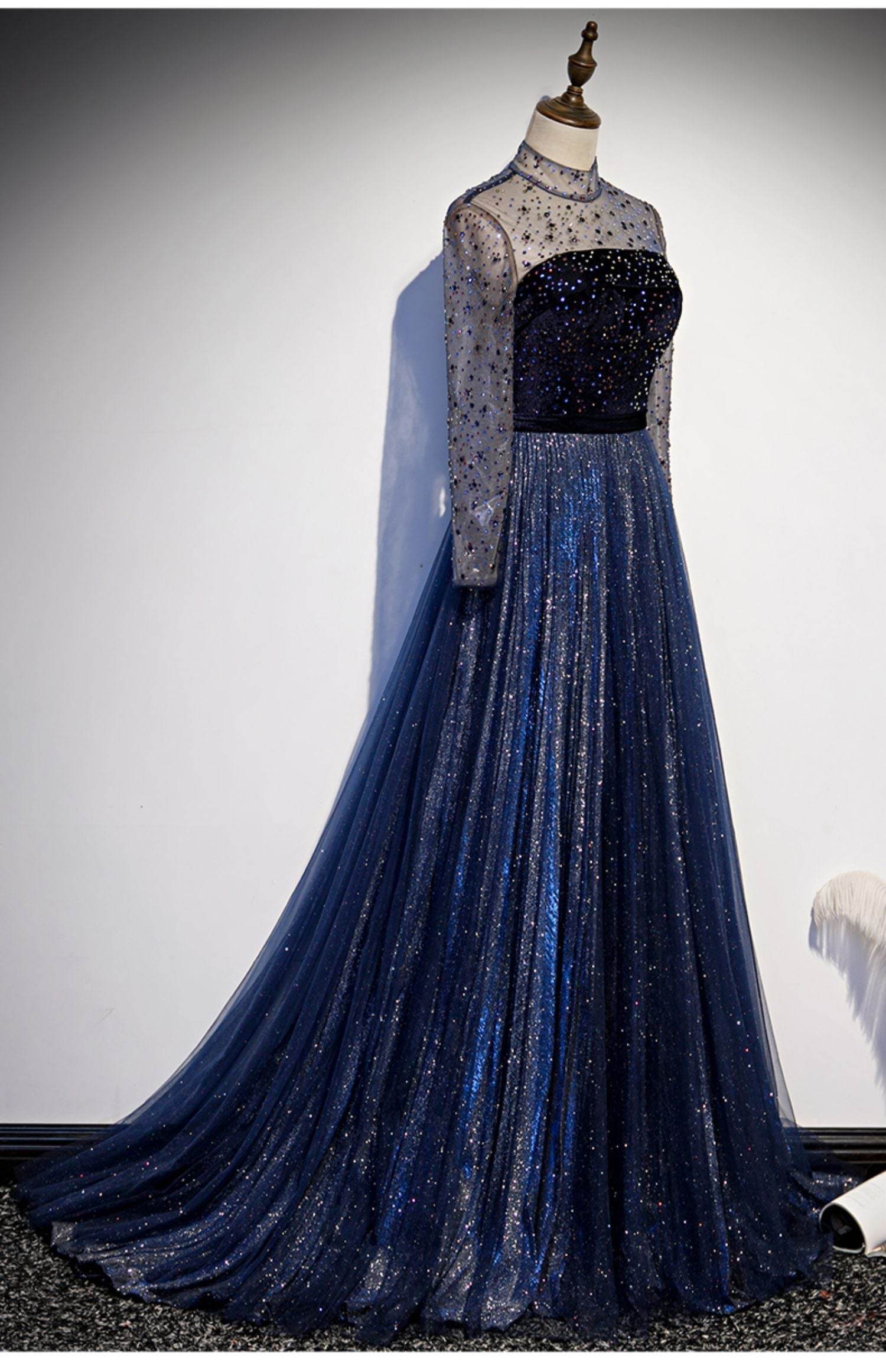 High-End Celebrity Long Tail Dress - Navy Blue Sequin Evening Gown - Buy Center