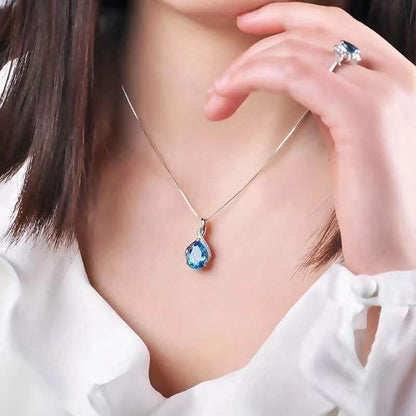 Buycenter Natural Topaz Pendant Necklace - Elegant Clavicle Jewelry for Women - Buy Center