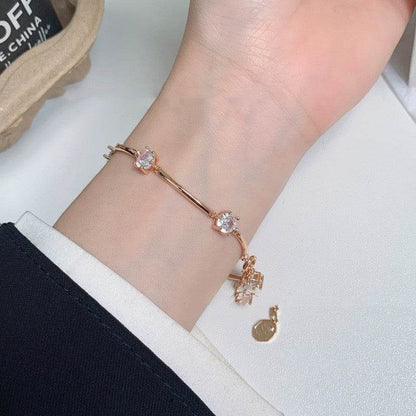 Exquisite Round Diamond Crystal Bracelet - Modern Luxury for Women - Buy Center