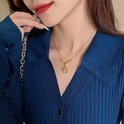 Small Skirt Ginkgo Leaf Necklace - Stylish Copper Pendant for Women - Buy Center