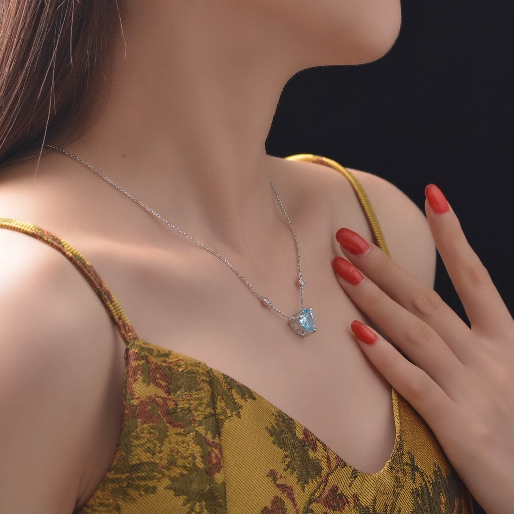 Ocean Blue Heart-shaped Zircon Necklace - S925 Silver Clavicle Chain - Buy Center